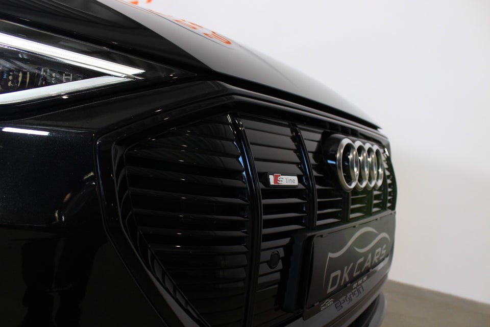 Audi e-tron 55 S-line quattro 5d