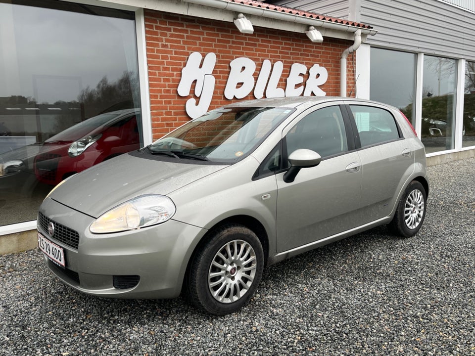 Fiat Grande Punto 1,3 MJT 75 Dynamic 3d