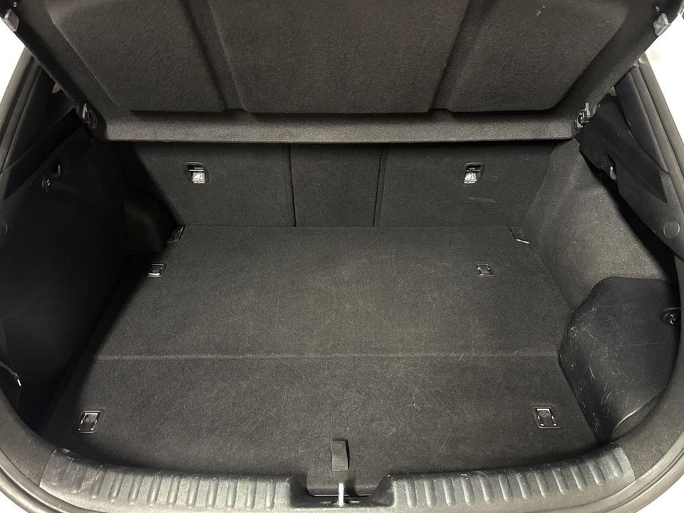 Kia XCeed 1,6 PHEV Upgrade Intro DCT 5d