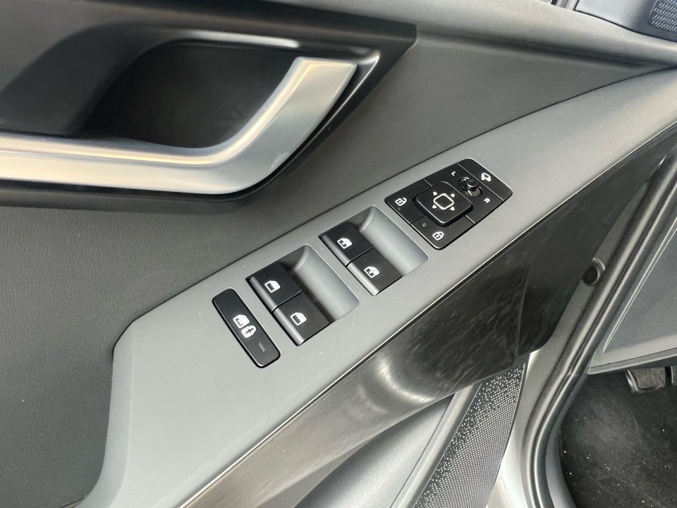 Kia Niro 64 EV Prestige 5d