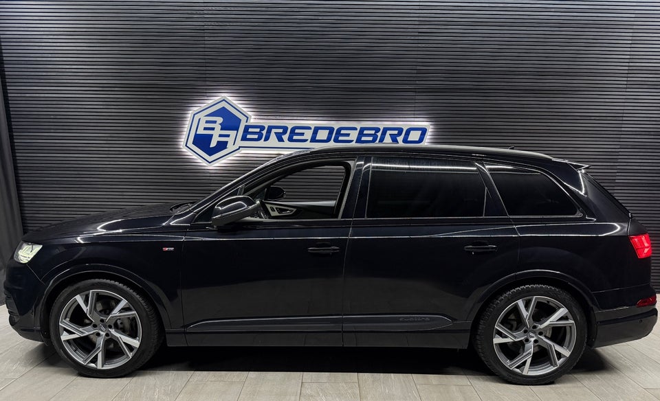 Audi Q7 50 TDi S-line quattro Tiptr. 7prs 5d