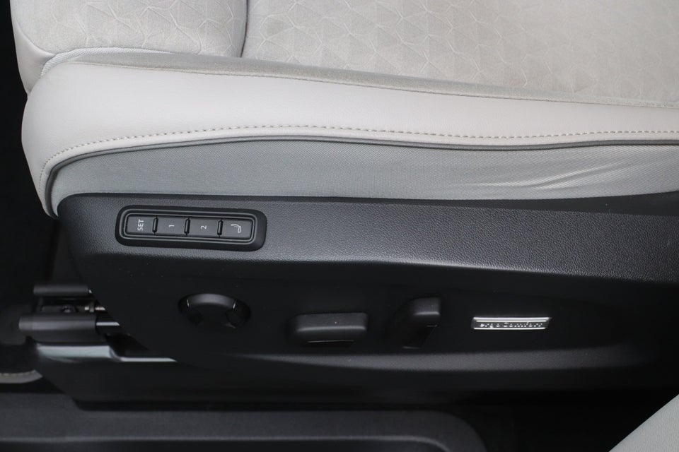 VW ID.Buzz 77 Style SWB 5d