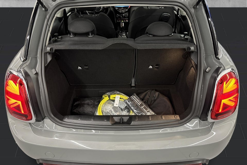 MINI Cooper SE Essential Trim 3d