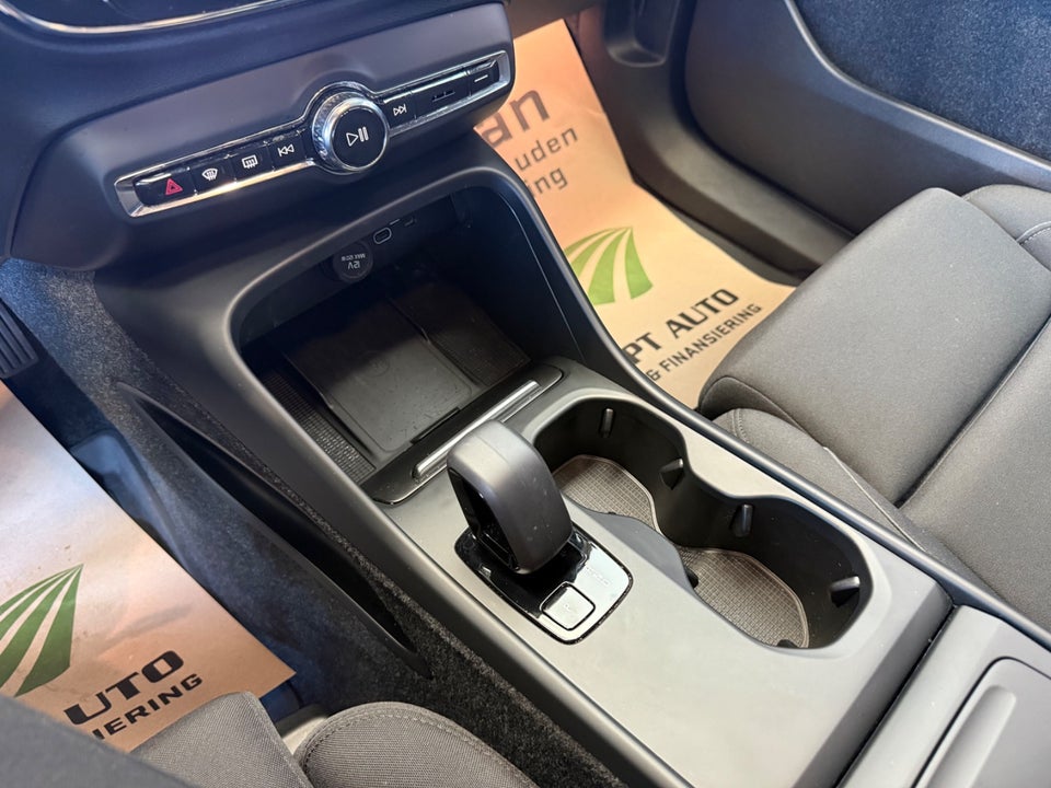 Volvo EX40 Extended Range Core 5d