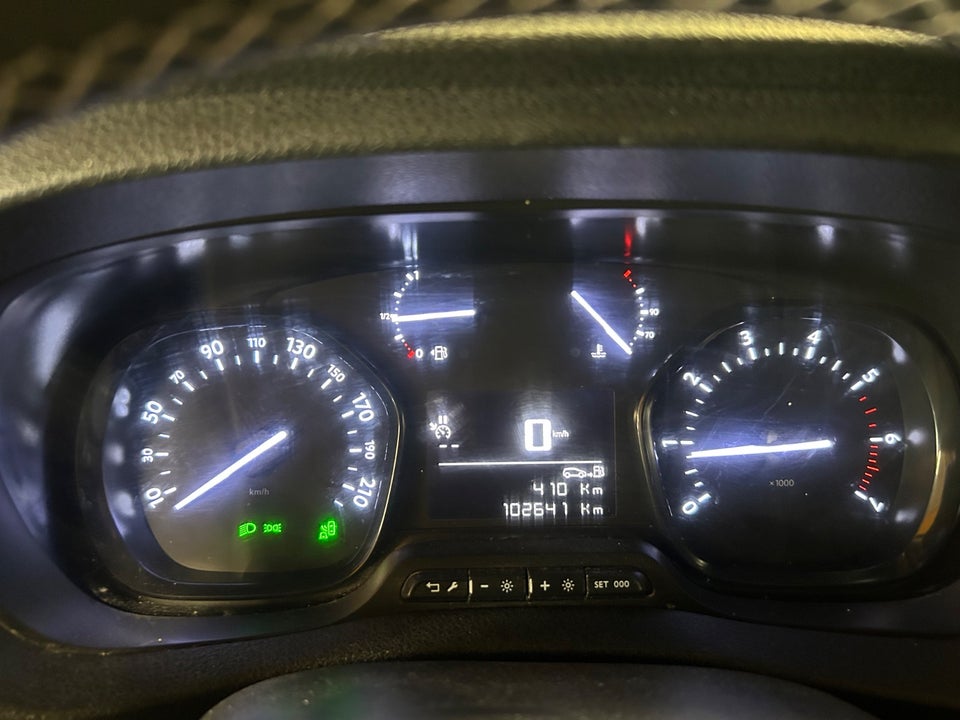 Peugeot Expert 2,0 BlueHDi 122 L2 Premium Van