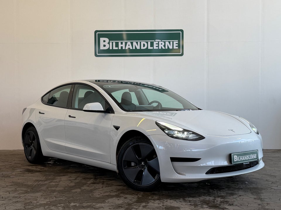 Tesla Model 3 RWD 4d