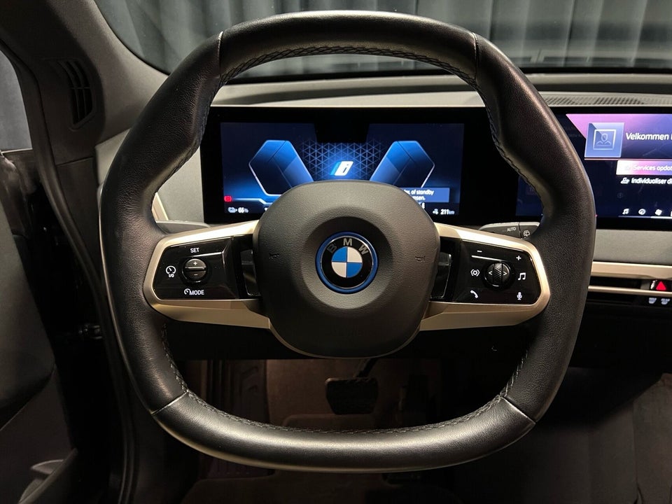 BMW iX xDrive40 Sport 5d