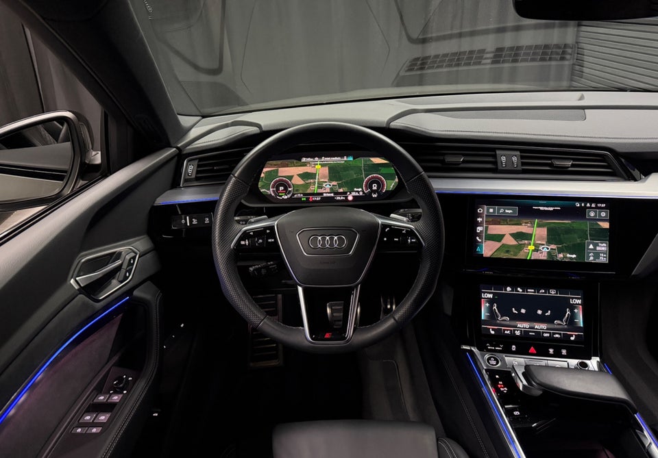 Audi Q8 e-tron 55 S-line Sportback quattro 5d