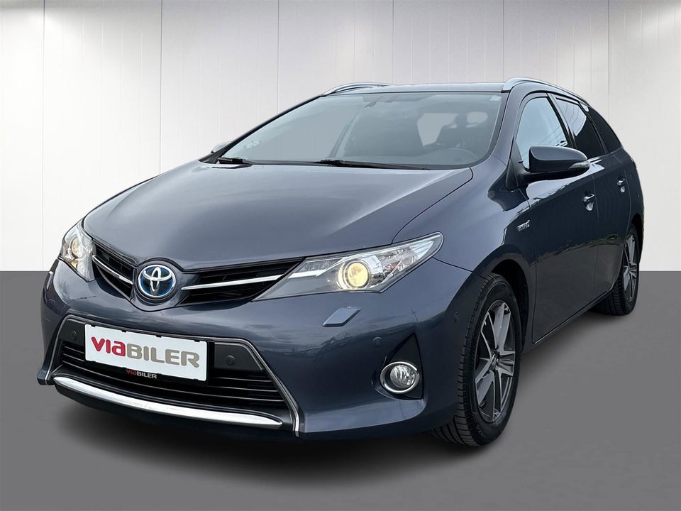 Toyota Auris 1,8 Hybrid H2 Premium Touring Sports CVT 5d