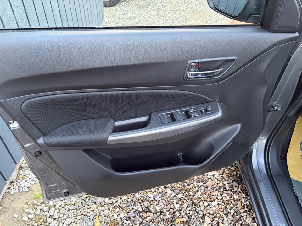 Suzuki Swift 1,2 mHybrid Exclusive 5d