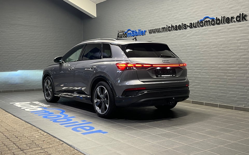 Audi Q4 e-tron 45 S-line 5d