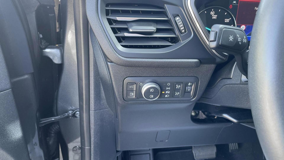 Ford Kuga 2,5 PHEV Titanium X CVT 5d