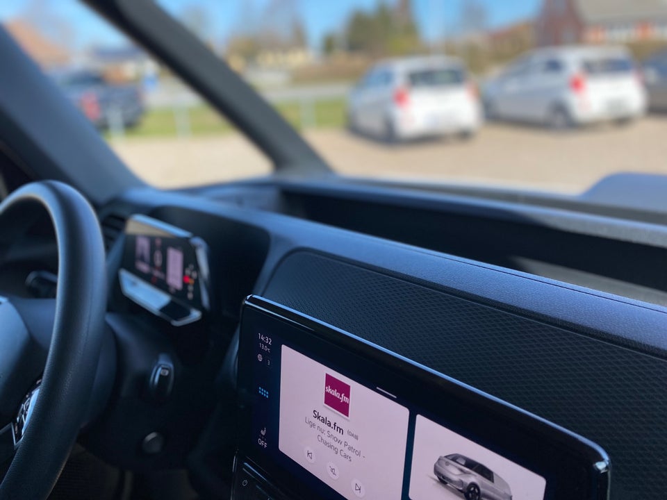 VW ID.Buzz 77 Style Van 5d