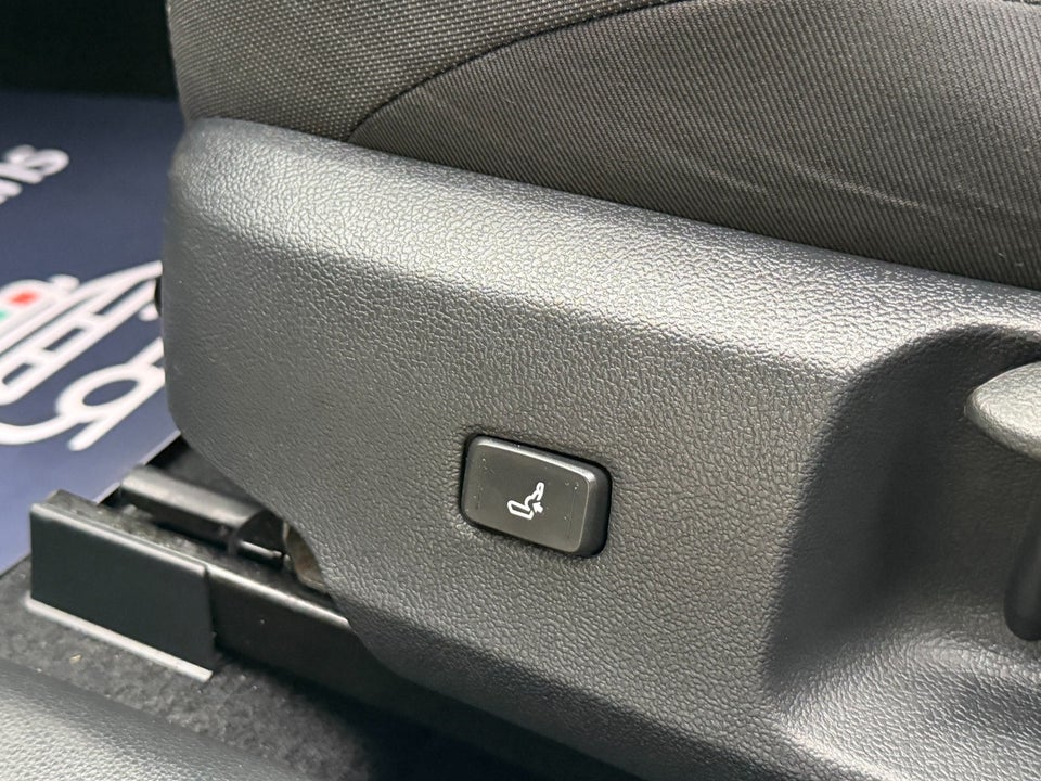 Toyota Corolla 1,8 Hybrid Active Smart Touring Sports MDS 5d