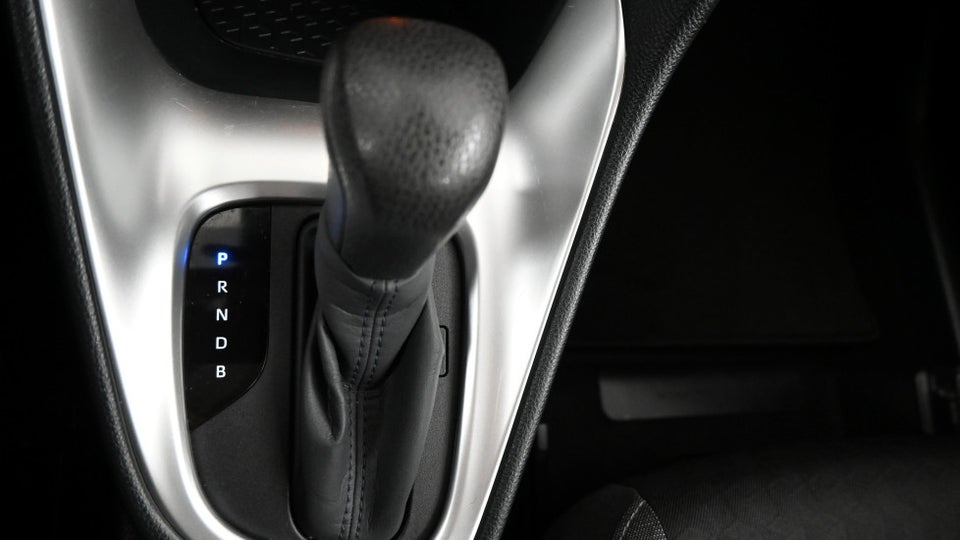 Toyota Yaris 1,5 Hybrid H3 e-CVT 5d