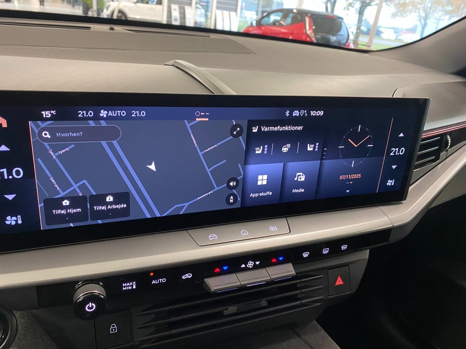 Opel Grandland-e 73 GS Sky 5d