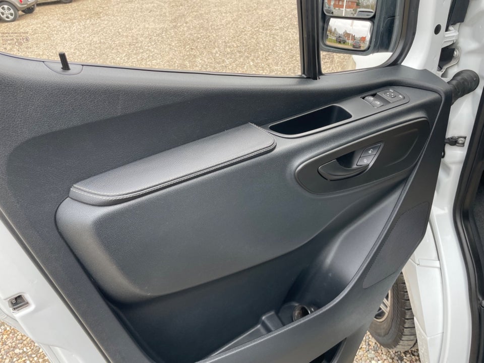 Mercedes Sprinter 319 3,0 CDi R3 Kombi 5d