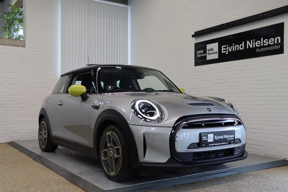 MINI Cooper SE Edition Premium Plus 3d