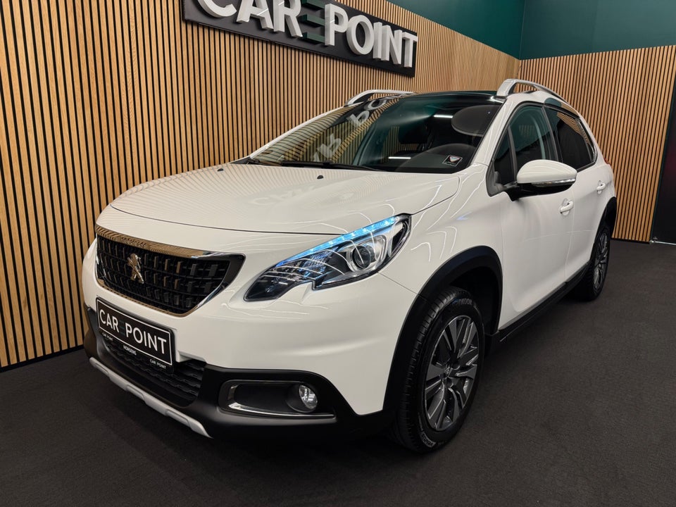 Peugeot 2008 1,2 e-THP 110 Allure Sky 5d