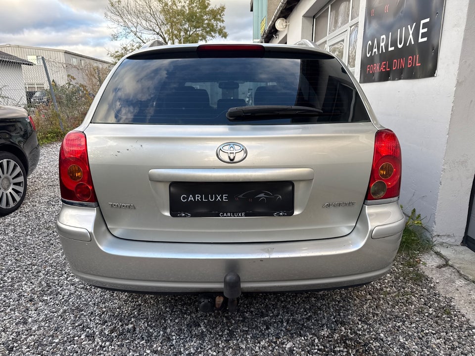 Toyota Avensis 1,8 VVT-i Sol stc. 5d