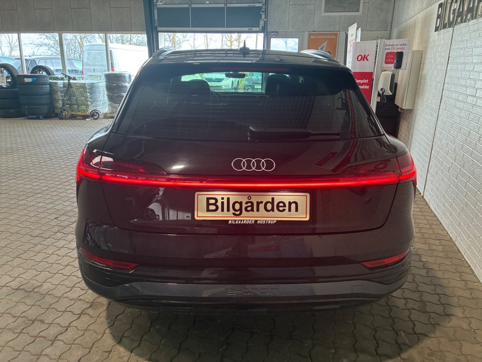 Audi Q8 e-tron 55 quattro 5d