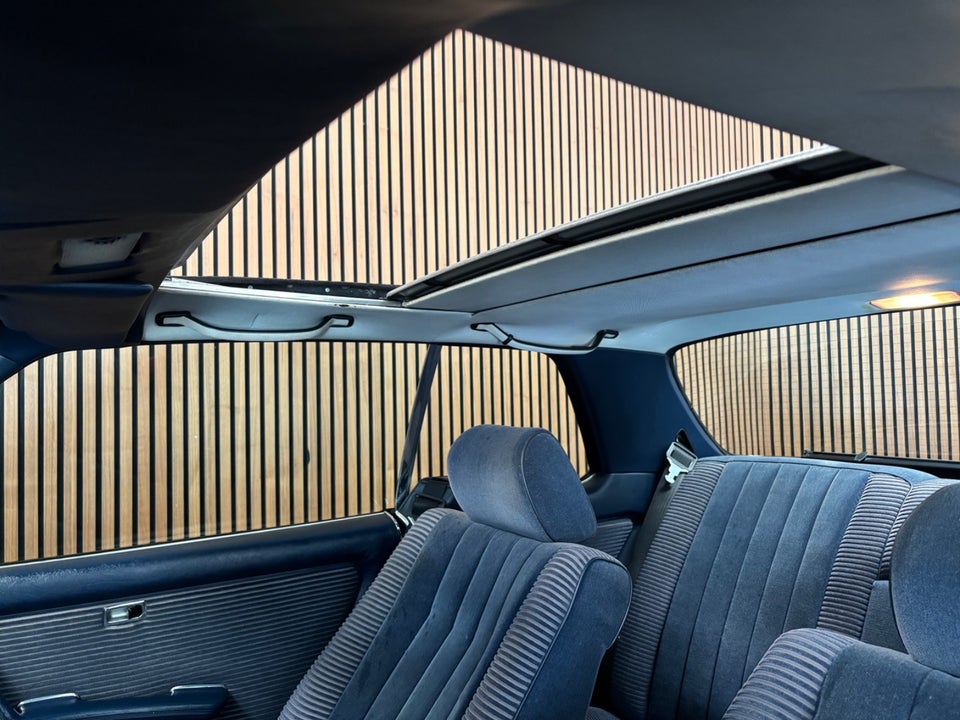 Mercedes 230 CE 2,3 Coupé aut. 2d