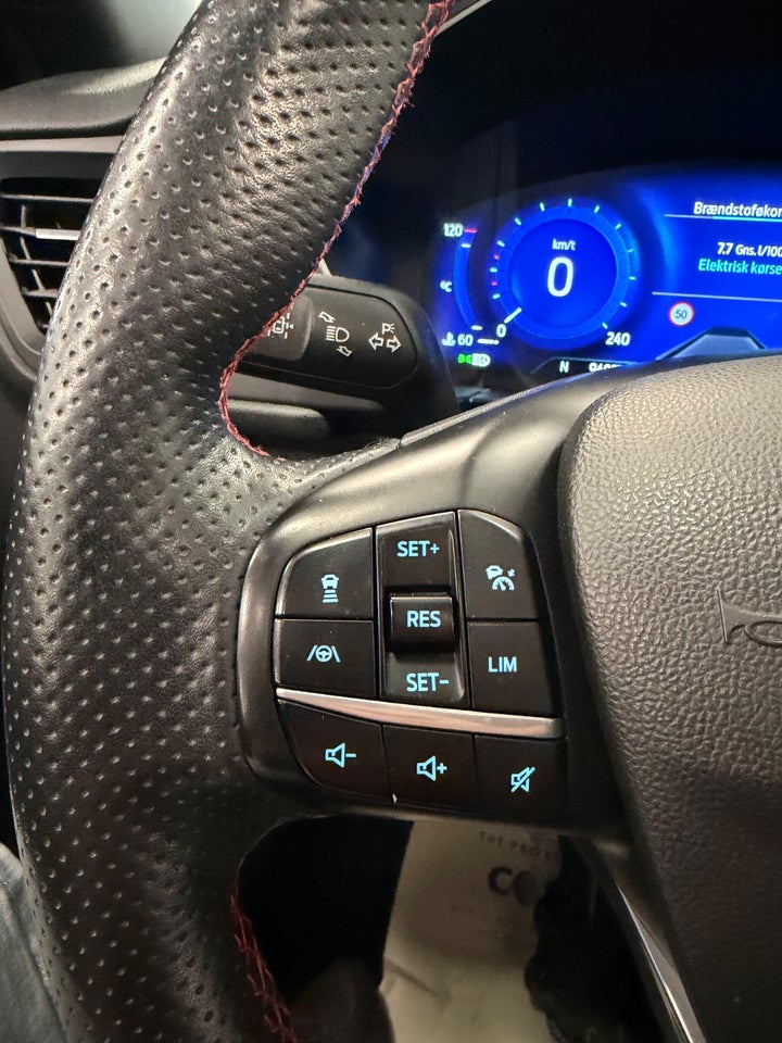 Ford Kuga 2,5 PHEV ST-Line X CVT 5d