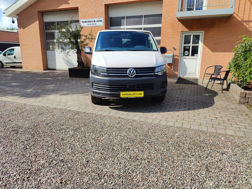 VW Transporter 2,0 TDi 150 Kassevogn DSG lang