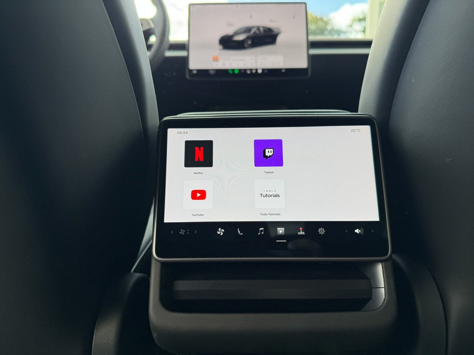 Tesla Model 3 RWD 4d