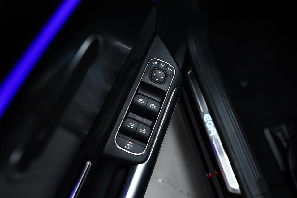 Mercedes EQA250+ AMG Advance 5d