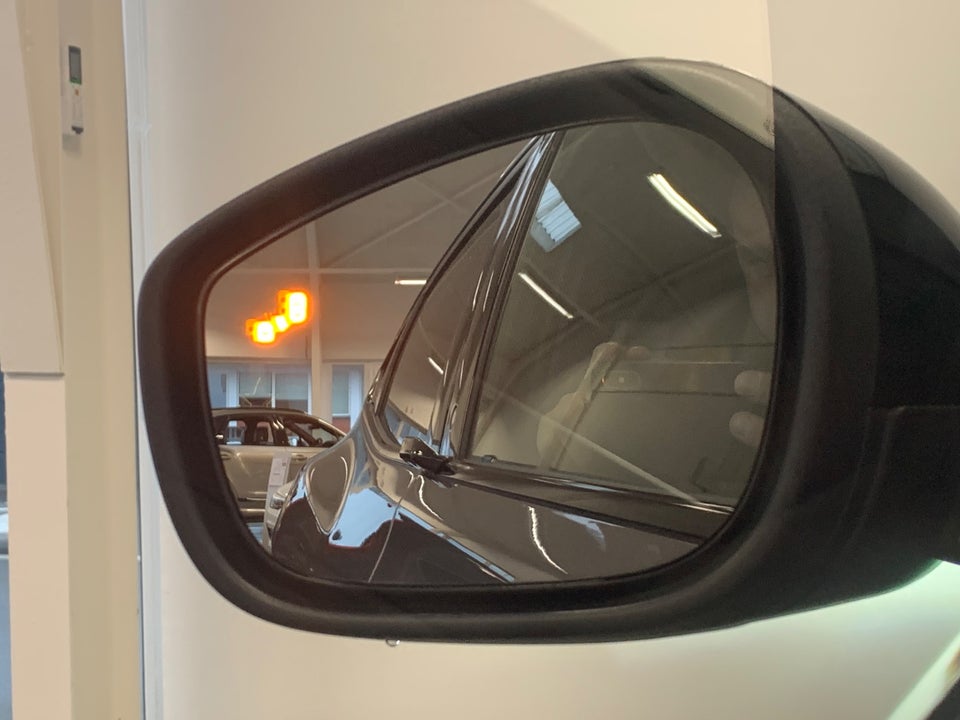 Ford Mustang Mach-E 75 Premium Standard Range AWD 5d