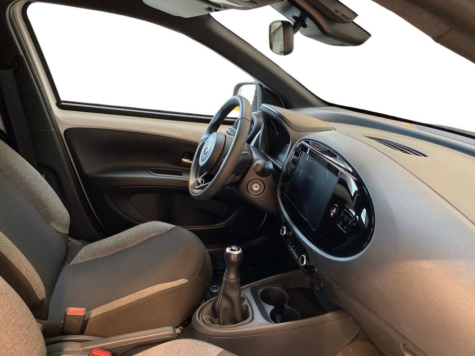Toyota Aygo X 1,0 Active 5d