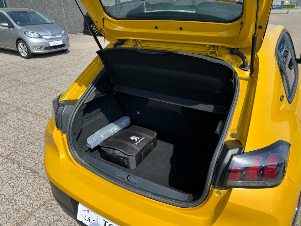 Peugeot e-208 50 Allure Pack 5d
