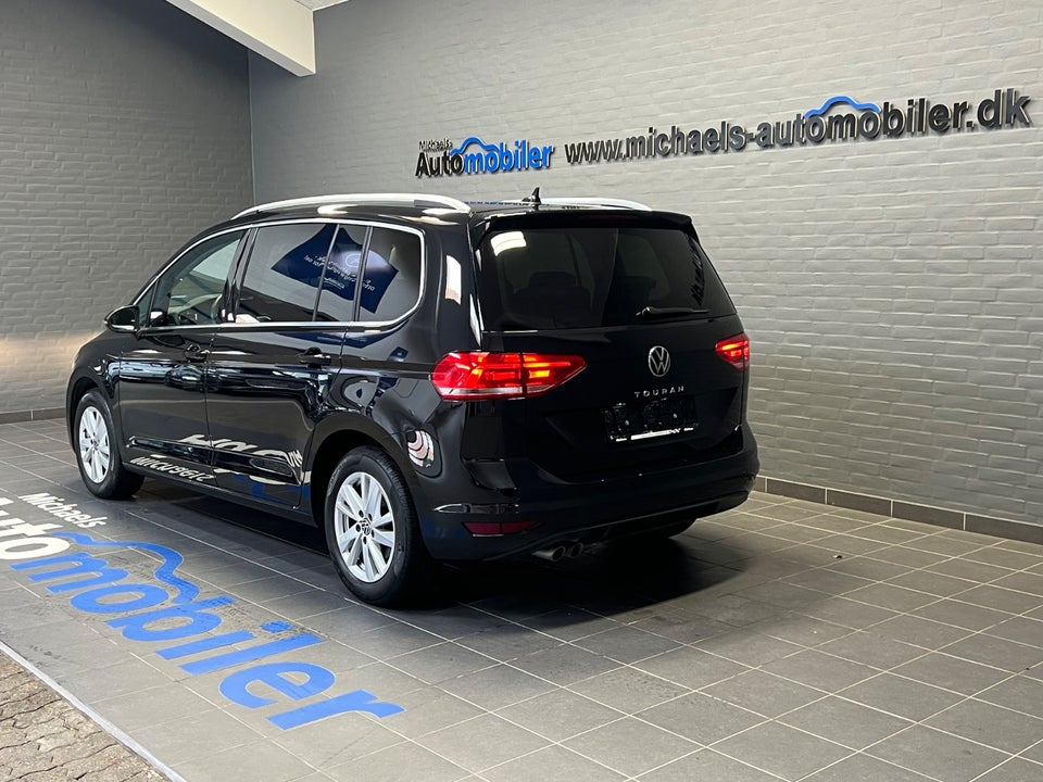 VW Touran 2,0 TDi 150 Highline DSG 7prs 5d