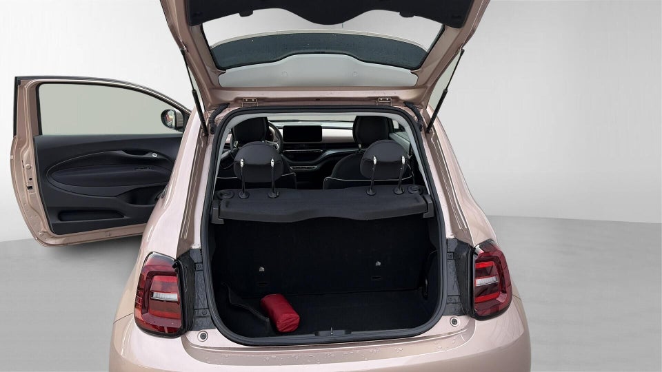 Fiat 500e 42 Icon 3d