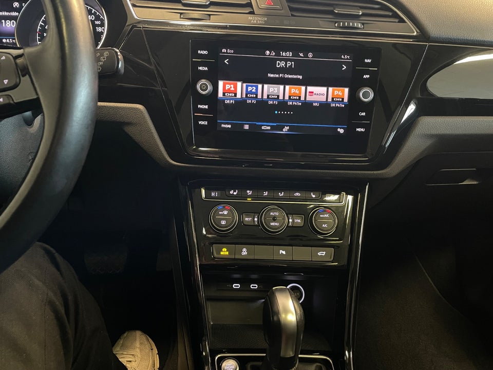 VW Touran 1,5 TSi 150 Highline Family DSG 7prs 5d