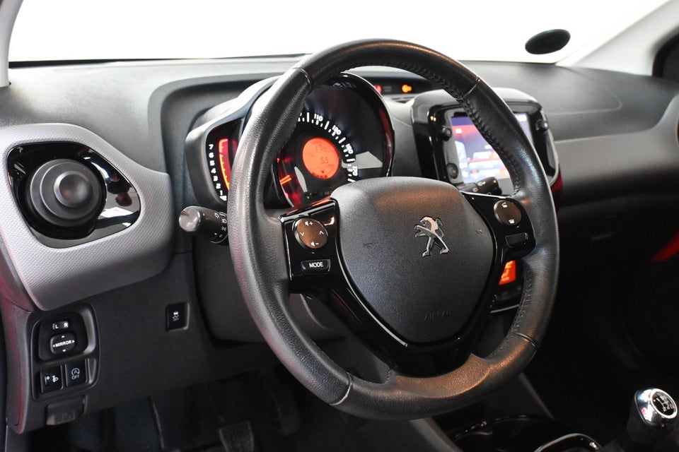 Peugeot 108 1,0 e-VTi 72 Allure+ 5d