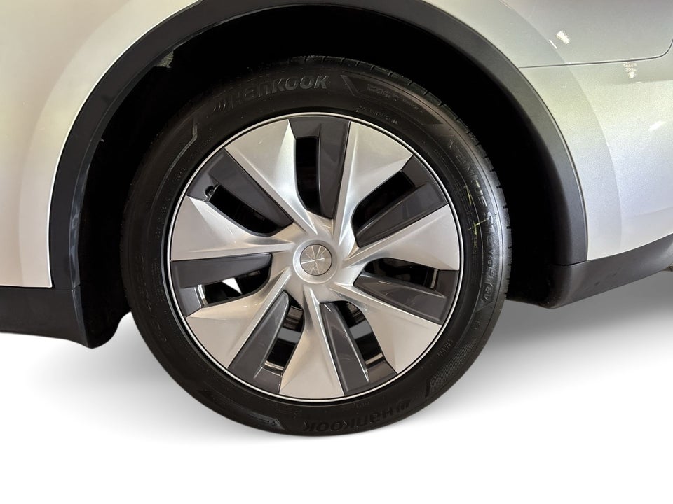 Tesla Model Y RWD 5d