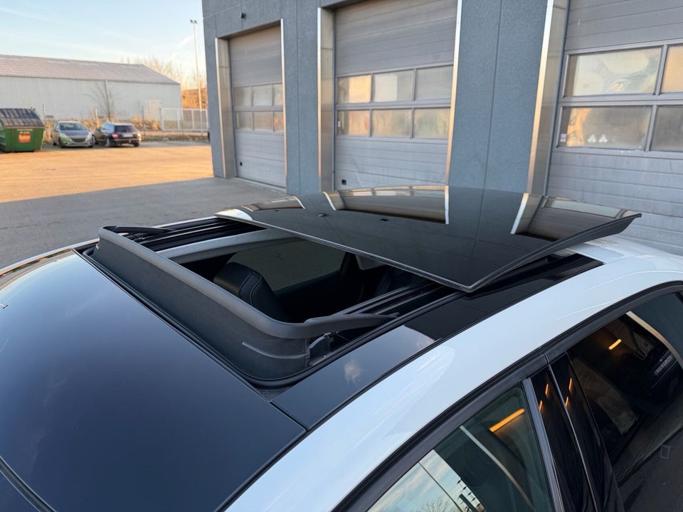 Citroën ë-C4 X 50 Palais Sky 4d