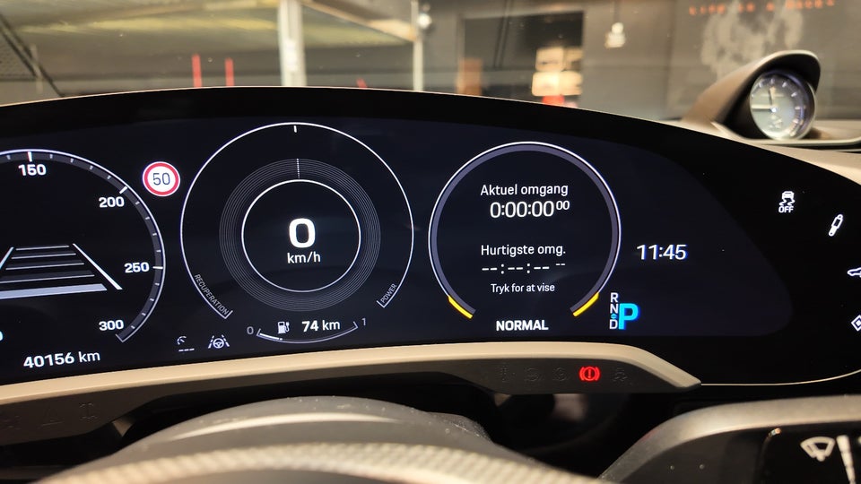 Porsche Taycan GTS Performance+  4d