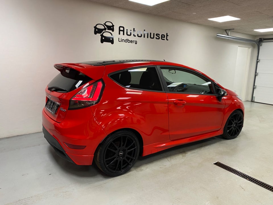 Ford Fiesta 1,0 SCTi 140 Red Edition 3d