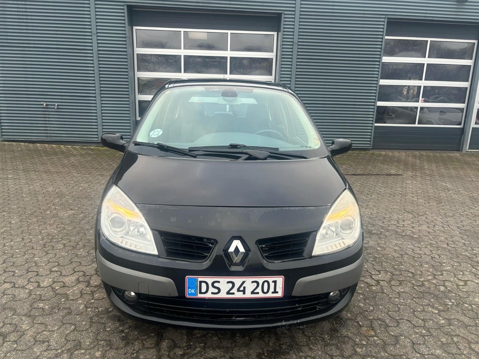 Renault Grand Scenic II 1,6 Authentique Pack 5d