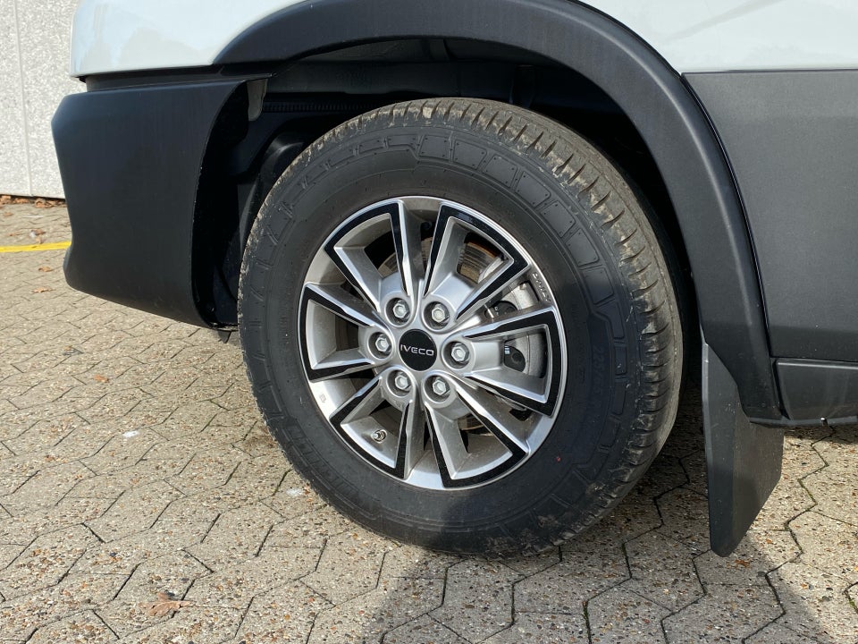 Iveco Daily 3,0 35S18 12m³ Van AG8