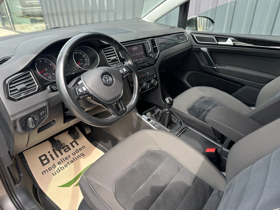 VW Golf Sportsvan 1,4 TSi 125 Highline BMT 5d