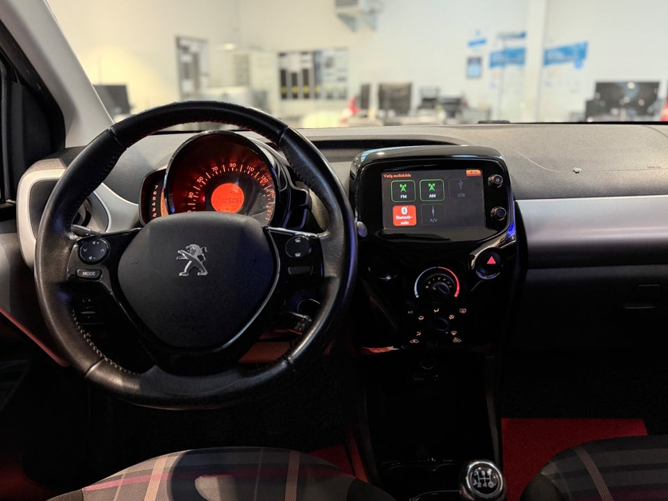 Peugeot 108 1,0 e-VTi 69 More 5d