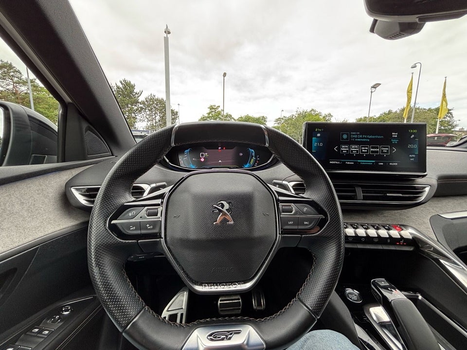 Peugeot 3008 1,6 Hybrid GT Black Pack EAT8 5d