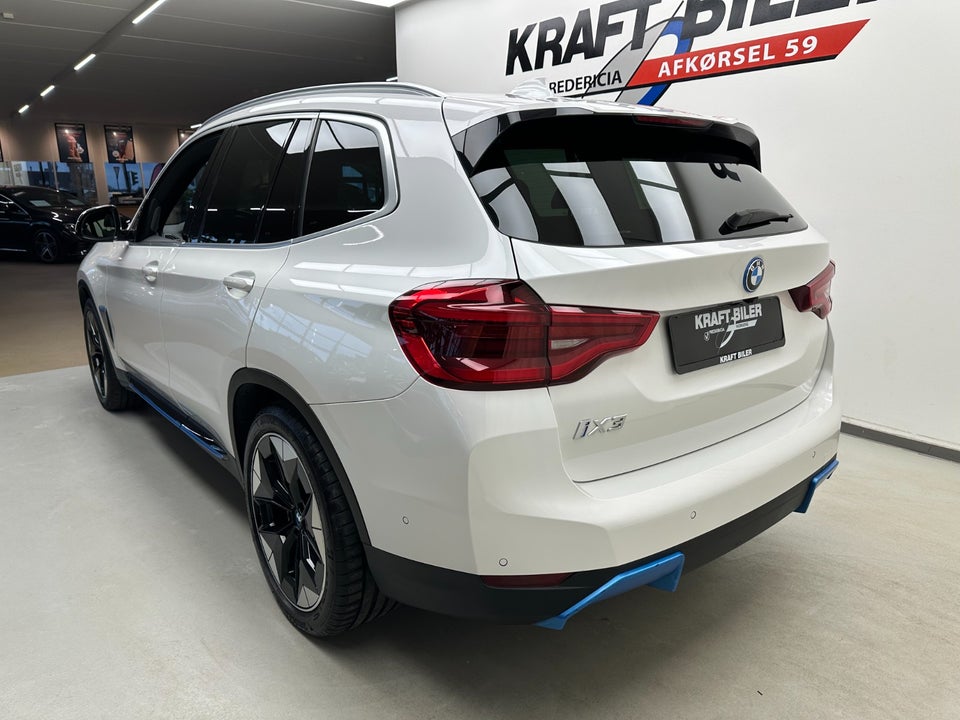 BMW iX3 Charged Impressive 5d
