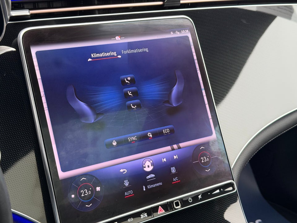 Mercedes EQE350 AMG Line 4d