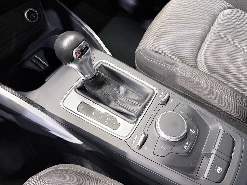 Audi Q2 35 TDi Sport S-tr. 5d