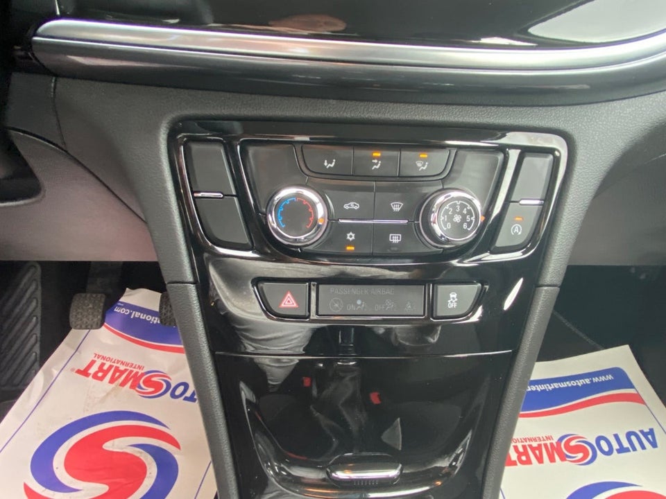 Opel Mokka X 1,6 Essentia 5d